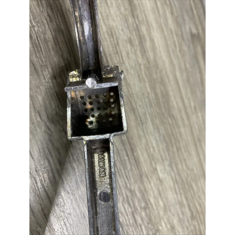 Vintage 1970s Aluminum Garlic Press Crusher 6